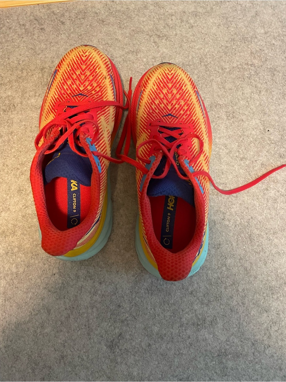Women’s Hoka Clifton 9